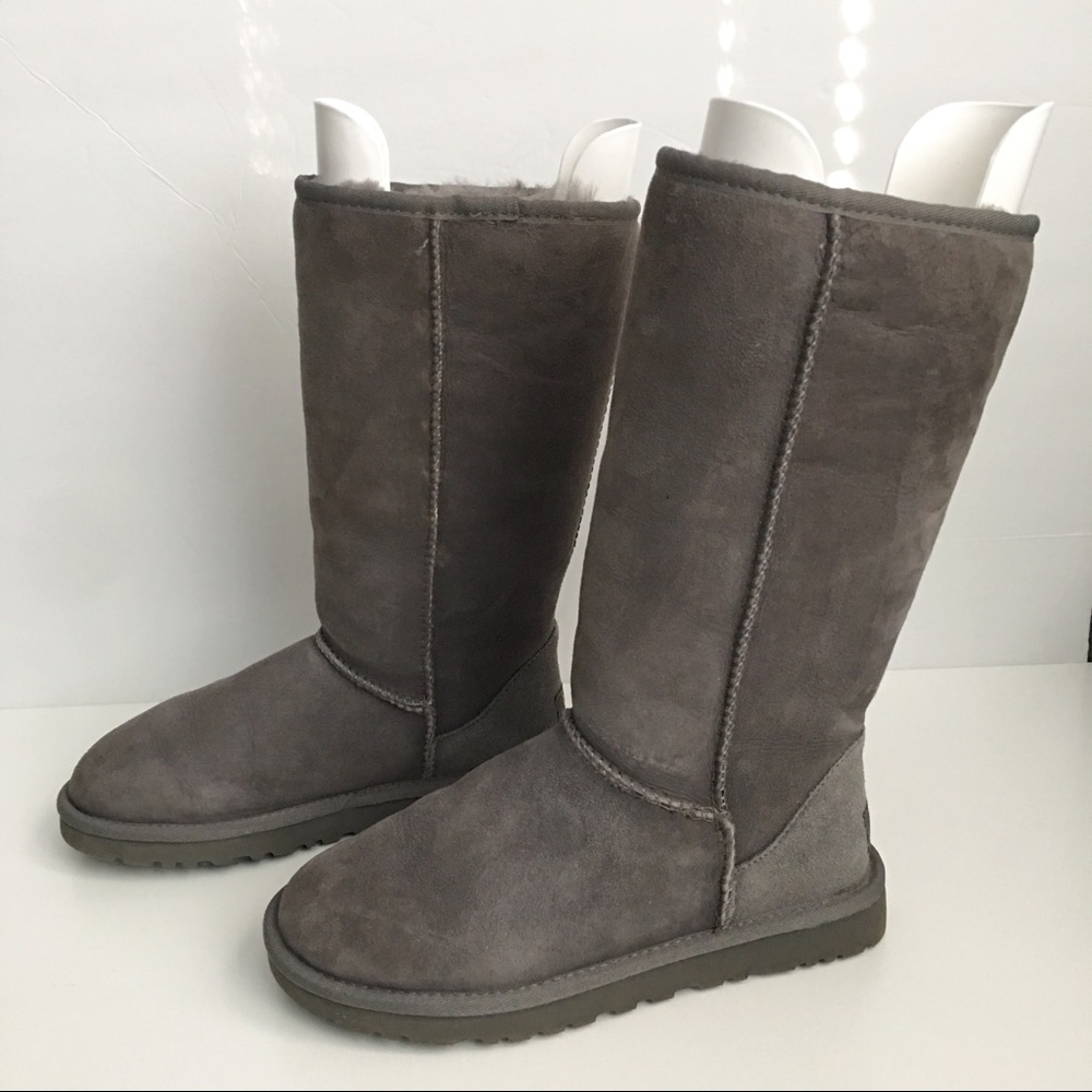 UGG Australia Classic Tall II Womens Winter Boots
